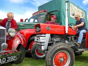 Supporting image for story: Vintage vehicles all ready for Shrewsbury show
