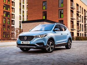 Supporting image for story: MG is offering 100 ZS EVs to NHS workers on a free six-month loan