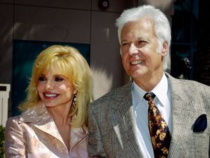 Supporting image for story: Grammy-winning singer Jack Jones dies aged 86