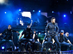 Supporting image for story: Mysterious gig as Peter Andre Telford date denied