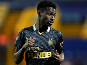 Supporting image for story: Shrewsbury Town secure loan deal for Newcastle United's Matthew Bondswell