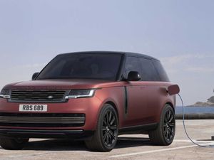 Supporting image for story: New Range Rover plug-in hybrid to start from £103,485