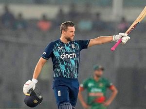 Supporting image for story: Dawid Malan will bat anywhere and any way for England