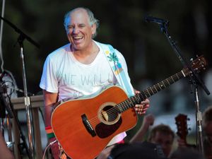Supporting image for story: Margaritaville singer Jimmy Buffett was a treasured entertainer – Elton John