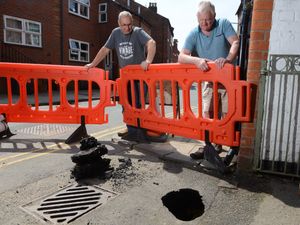 Supporting image for story: Ellesmere sink hole repair work to take place next week