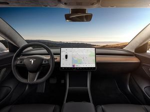 Supporting image for story: Elon Musk wants to turn your car into a video game console