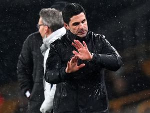 Supporting image for story: Mikel Arteta responds to ‘bottlers’ jibe as Arsenal look to get back on track