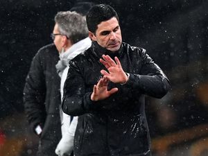 Supporting image for story: Mikel Arteta responds to ‘bottlers’ jibe as Arsenal look to get back on track