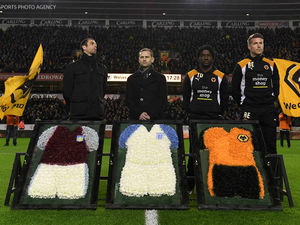 Supporting image for story: Graham Taylor tribute: Wolves and Aston Villa honour their former boss