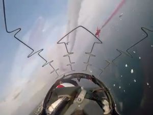 Supporting image for story: Experience life inside Red Arrow cockpit as it completes ‘corkscrew’