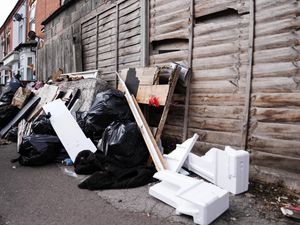 Supporting image for story: Agency refuse workers to join Birmingham bin strikers on picket lines
