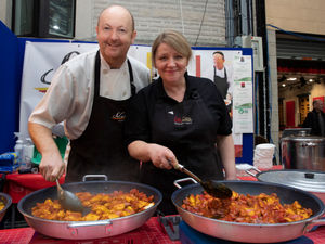 Supporting image for story: Food festival fills up thousands