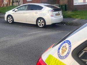 Supporting image for story: Police spot stolen car parked up with cloned plates
