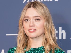 Supporting image for story: Aimee Lou Wood and Luke Evans to present Olivier Awards as green carpet returns