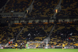 WOLVERHAMPTON, ENGLAND - DECEMBER 08: A general view of as empty seats are seen amongst Wolverhampton Wanderers fans during the Premier League match between Wolverhampton Wanderers and Manchester United at Molineux on December 08, 2025 in Wolverhampton, England. (Photo by Alex Pantling/Getty Images)
