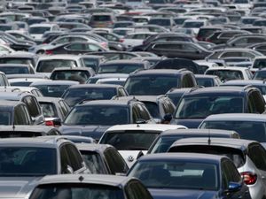 Supporting image for story: New car buyers remain undeterred by second lockdown, says survey