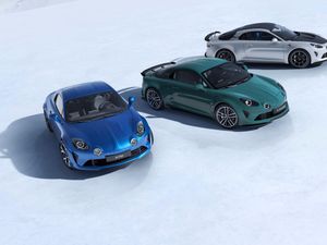 Supporting image for story: Alpine announces final production run of A110 coupes