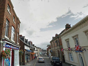 Supporting image for story: Ellesmere street closing for a week for resurfacing