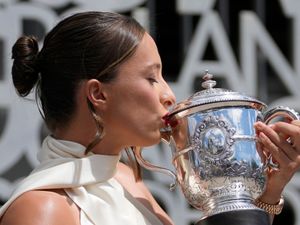 Supporting image for story: French Open winner in tears after watching Taylor Swift perform on Eras Tour