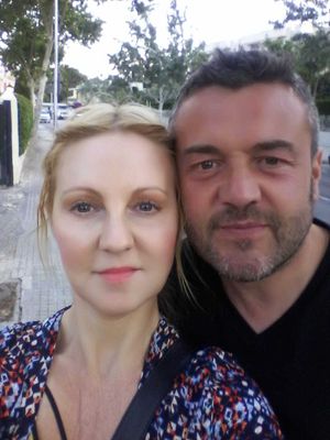 Simon Smith with his wife, Hayley