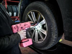 Supporting image for story: Over half of UK drivers wait more than two months to fix car faults