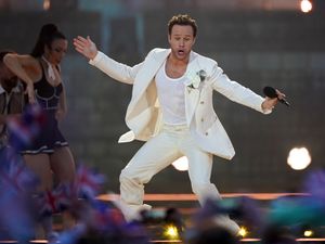 Supporting image for story: Singer drafted in to replace Olly Murs thought offer was ‘wind up’