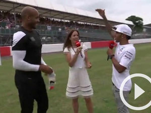 Supporting image for story: Lewis Hamilton takes on ex-Wolves goalkeeper Matt Murray in penalty shoot-out