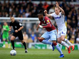 Supporting image for story: Aston Villa forward Jonathan Kodjia ruled out after freak training ground injury