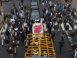 Supporting image for story: Former Indian prime minister Manmohan Singh cremated after state funeral