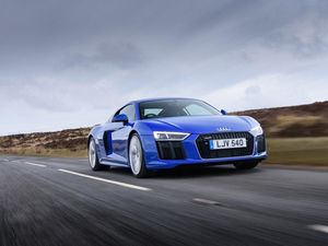 Supporting image for story: First Drive: Audi’s R8 V10 RWS shows that the fun doesn’t end without quattro