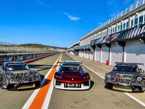 Supporting image for story: Porsche has been testing the 718 Cayman GT4 Clubsport with an electric powertrain