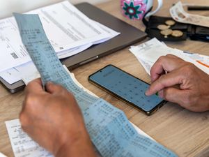 Supporting image for story: UK consumer confidence improves after slowdown in inflation