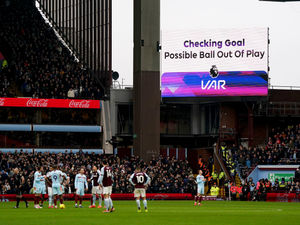 Supporting image for story: Unai Emery hits out at 'not fair' VAR call after Aston Villa defeat