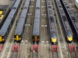 Supporting image for story: Government will explore idea of pay review body for rail workers, minister says