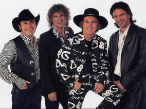 Supporting image for story: Wolverhampton rockers Slade announce Wrexham show