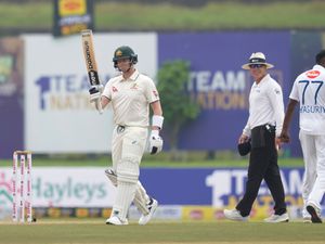 Supporting image for story: Australia batter Steve Smith passes 10,000 Test runs in opener against Sri Lanka