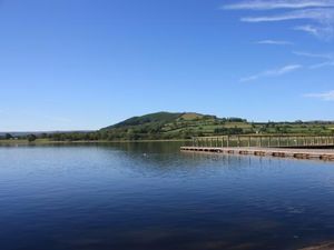 Supporting image for story: Warning as blue-green algae found in Mid Wales lake