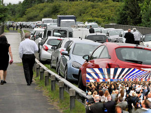 Supporting image for story: Gipsy funeral traffic row: Council was 'powerless' to stop huge event