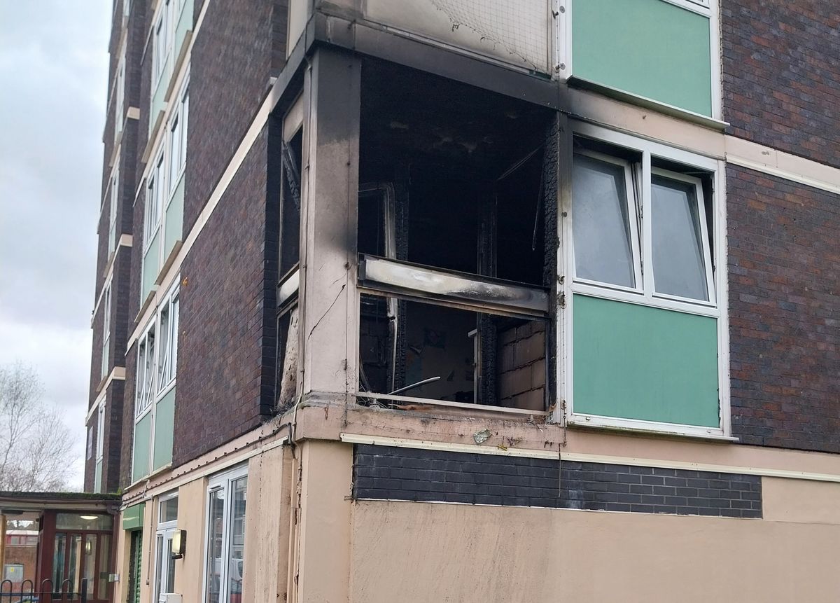 Fire at Wolverhampton block of flats leaves flat severely damaged amid resident claims of no fire alarms going off Fire at Wolverhampton block of flats leaves flat severely damaged amid resident claims of no fire alarms going off