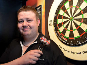 Supporting image for story: Rileys' UK Open qualifiers meet each other!