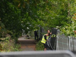 Supporting image for story: Irish police chief says search has found no sign of boy feared dead