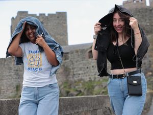 Supporting image for story: More than 2,000 homes still without power as Storm Floris hits Ireland