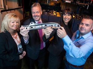 Supporting image for story: £200k investment helps Cube Precision