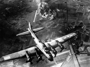 Supporting image for story: Allied Second World War bombing raids disturbed atmosphere at edge of space