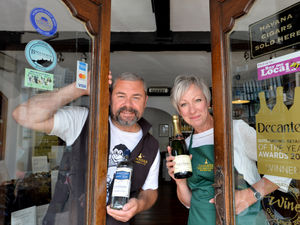 Supporting image for story: Bridgnorth shops prepare to reopen after near three-month closure