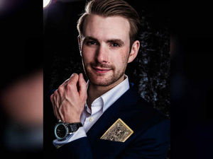 Supporting image for story: Richard Jones, Festival Drayton Centre, Market Drayton - review