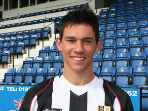 Supporting image for story: Marco Adaggio's return is hailed