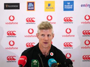 Supporting image for story: Simon Easterby expects fly-half duo to be long-term rivals for Ireland spot