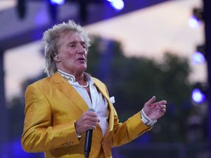 Supporting image for story: Sir Rod Stewart extends Las Vegas residency with 2025 encore shows