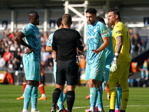 Supporting image for story: Luton 1 Wolves 1 - Player ratings